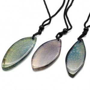 Кулон из агата тонированного рис на шнурке 22*53мм цвет ассорти, 62см