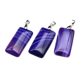 Кулон из агата тонированного прямоугольник 20*40мм, цвет фиолетовый Кулон из агата тонированного прямоугольник 20*40мм, цвет фиолетовый