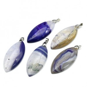 Кулон из агата тонированного рис 25*55мм, цвет фиолетовый