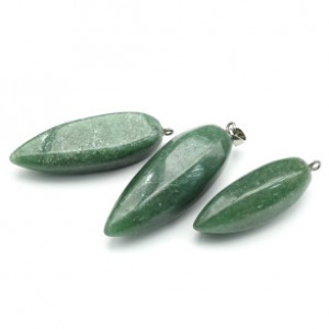 Кулон из авантюрина зеленого перчик с гранями 18*38мм