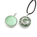 Кулон Солнце двусторонняя в металле с авантюрином зеленым 27*27мм