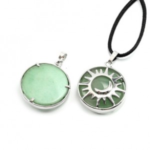 Кулон Солнце двусторонняя в металле с авантюрином зеленым 27*27мм