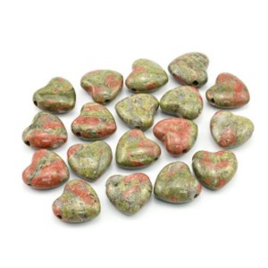 Бусины из унакита сердечко 25*24мм, 1шт