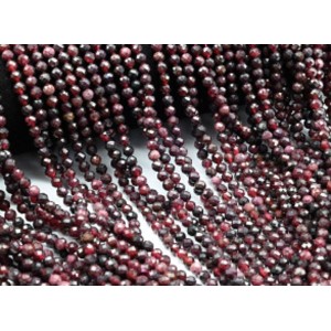 Бусины из граната шарик гр.3мм, 38,5см, 160 бусин Бусины из граната шарик гр.3мм, 38,5см, 160 бусин