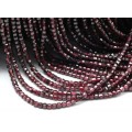 Бусины из граната кубик гр.2мм, 38см, 172 бусин