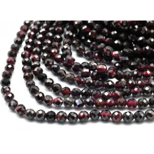 Бусины из граната шарик гр.4мм, 39,5см, 101 бусина Бусины из граната шарик гр.4мм, 39,5см, 101 бусина