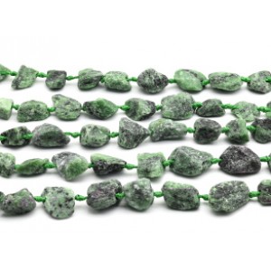 Бусины из цоизита (нат.) галтовка 15*20мм-20*30мм, 41см, 15 бусин