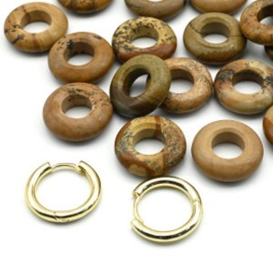 Бусина - бублик для швенз 20*6мм из яшмы песочной, 1шт Бусина - бублик для швенз 20*6мм из яшмы песочной, 1шт