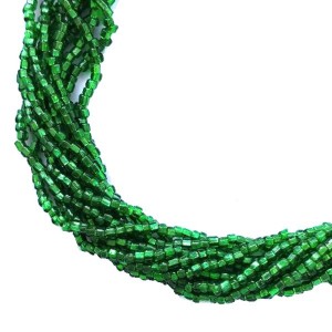 Бисер Винтажный Граненый на нити для люневильской вышивки, зеленый с внутренним посеребрением, 11 р., ок. 15 грамм/упаковка) Италия