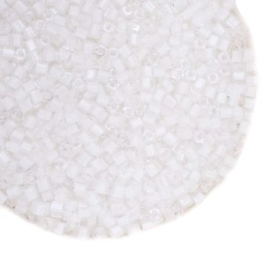 Бисер TOHO HEXAGON №11 цвет 0981 белый окрашеный изнутри 5 граммов Япония