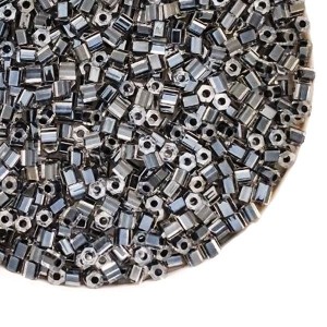 Бисер TOHO HEXAGON №11 цвет 344 прозрачный с черным отврстием 5 граммов Япония