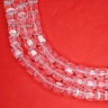 Бусины хрустальные Кубик 8 мм Прозрачный около 30 см нить