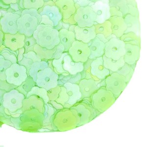 Пайетки Премиум 6 мм Цветочки матовые Китай, цвет зеленое яблоко, 3 грамма/упаковка