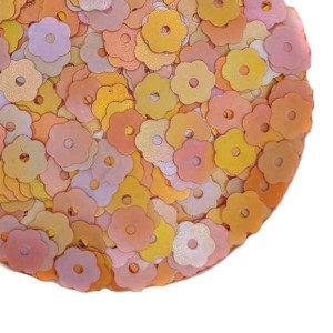 Пайетки Премиум 6 мм Цветочки матовые Китай, цвет листопад, 3 грамма/упаковка