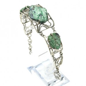 Браслет с фукситом, 17см. Браслет с фукситом, 17см.