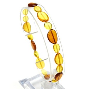 Браслет из янтаря галтовка 7*10мм цвет светло-коньячный