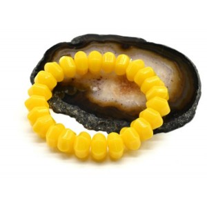 Браслет из янтаря шестигранник 13*8мм цвет медово-молочный, 17см (иск.) Браслет из янтаря шестигранник 13*8мм цвет медово-молочный, 17см (иск.)