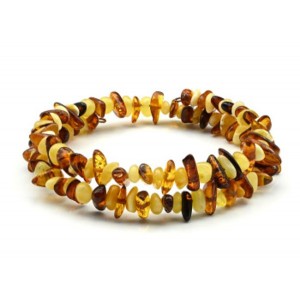 Браслет из янтаря на пружинке крошка цвет молочный, коньячный, 17см Браслет из янтаря на пружинке крошка цвет молочный, коньячный, 17см