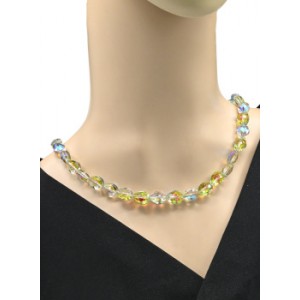 Бусы из циркона капля 9*12мм цвет зеленый хамелеон, 46см (иск.) Бусы из циркона капля 9*12мм цвет зеленый хамелеон, 46см (иск.)