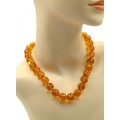 Бусы из янтаря шарик 14мм цвет светло-коньячный, 48см (иск.)