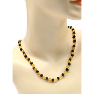 Бусы янтарные "кусанка" 5-6мм цвет лимонный, кофейный, 48см Бусы янтарные "кусанка" 5-6мм цвет лимонный, кофейный, 48см