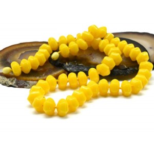 Бусы янтарные шестигранник 12*8мм цвет медово-молочный, 54см (иск.)