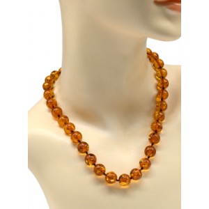 Бусы из янтаря шарик 12мм цвет светло-коньячный, 46см (иск.)