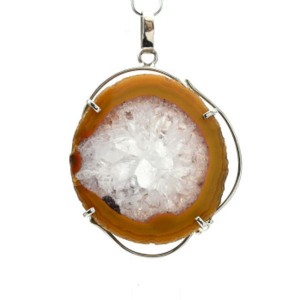 Кулон агат 41*46мм. Кулон агат 41*46мм.