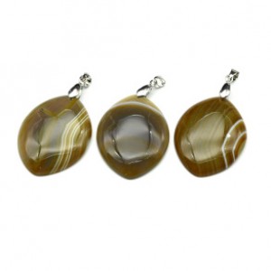 Кулон из агата тонированного рис 30*40мм, цвет желтый