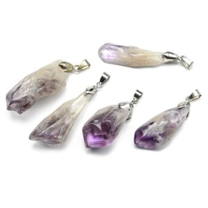 Кулон из аметиста галтовка 15*35мм Кулон из аметиста галтовка 15*35мм