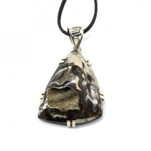 Кулон аммонит 34*42мм.