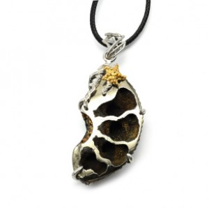 Кулон аммонит 25*53мм.