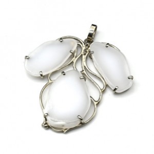 Кулон с кахолонгом 56*55мм.