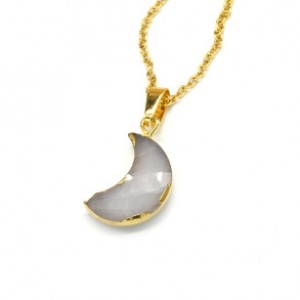 Кулон на цепочке с розовым кварцем Месяц 11*19мм, 45см
