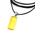 Стильная Кулон на шнурке с янтарем Пластина 12*25мм цвет лимонный, 40см Стильная Кулон на шнурке с янтарем Пластина 12*25мм цвет лимонный, 40см