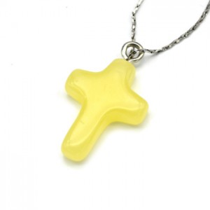Крестик маленький на шею из янтаря 15*20мм цвет молочно-лимонный (иск.) Крестик маленький на шею из янтаря 15*20мм цвет молочно-лимонный (иск.)