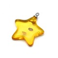 Кулон Звезда из янтаря 20*20мм цвет медовый (иск.)