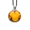Кулон из янтаря шарик 12мм цвет светло- коньячный (иск.) Кулон из янтаря шарик 12мм цвет светло- коньячный (иск.)