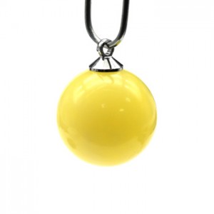 Кулон шарик из янтаря 14мм цвет молочный (иск.)