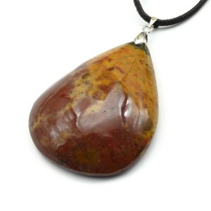 Кулон из яшмы "Капля" 42*54мм, вес 37,4г