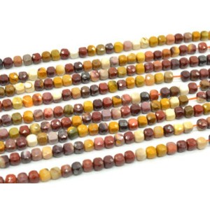 Бусины из яшмы мукаит кубик гр.5мм, 38,5см, 92 бусины