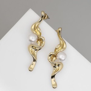 Серьги с жемчугом «Бусина» сосуд, цвет золото Серьги с жемчугом «Бусина» сосуд, цвет золото