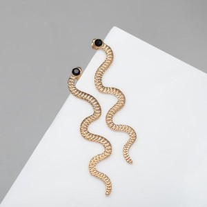 Серьги висячие "Змея" тонкая, цвет чёрный, цвет золотистый