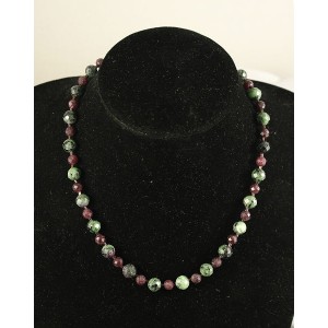 Бусы цоизит нат. (шарик 8мм) и кварц тонир. цвет рубин (шарик 6мм), огранка, 42см