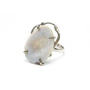 Кольцо с жеодами агата бразильского 19*26мм