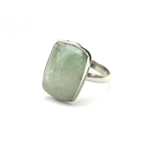 Кольцо с бериллом "Прямоугольник" 13*17мм