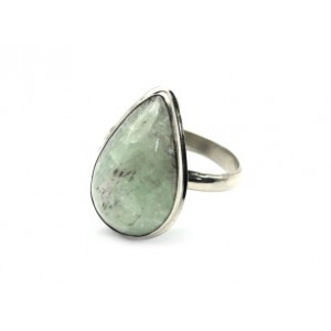 Кольцо с бериллом "Капля" 13*21мм