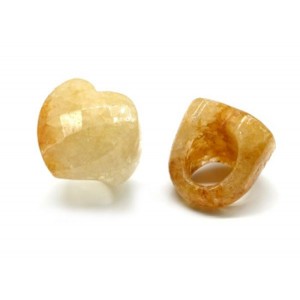 Перстень из камня Цитрин с гранями сердце 30*30мм