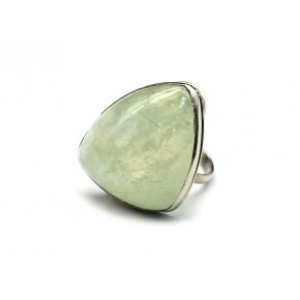 Кольцо с пренитом "Грация" 23*27мм Кольцо с пренитом "Грация" 23*27мм