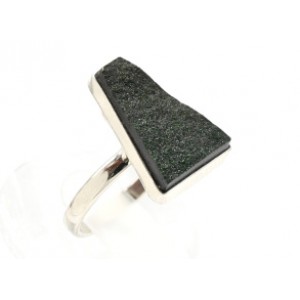 Кольцо уваровит 12*18мм